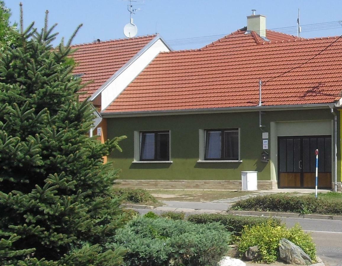 Ubytovani U Malinkovicu Břeclav Екстериор снимка